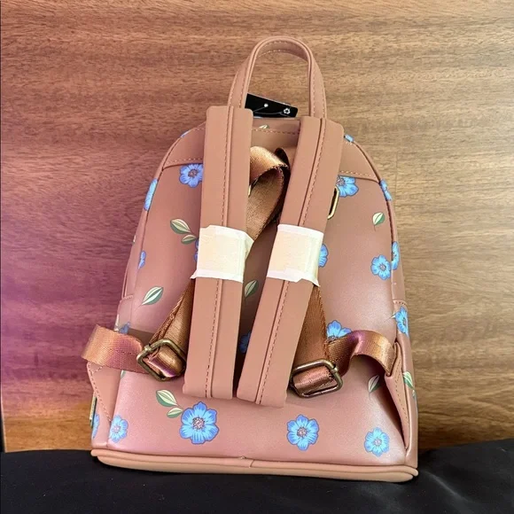 Loungefly Copper & Todd Set - Picture 4 of 5